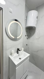 Center City Stay 2 - 3