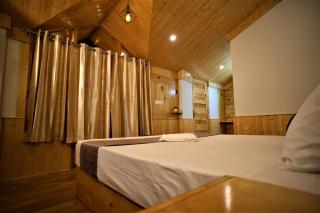 Mountainshack Riverside Stay & Cafe - 4
