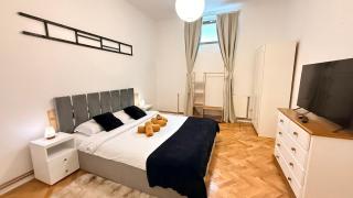 Intimo OldTown Romantic Apartment - 7