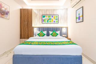Treebo Premium Paarth Grand with Rooftop Cafe - 3