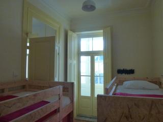 Canvas Atelier Hostel - Oporto - 3