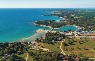 1 Bedroom Awesome Home In Umag - 2