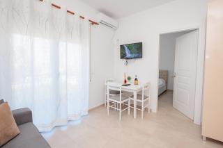 Cozy one bedroom with stunning sea view in Lungomare - 4