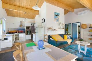 Maison en bois à la campagne - 9