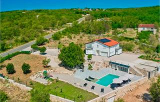 Gorgeous Home In Postranje - 9