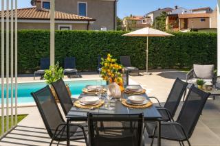 Villa Costa by Briskva - 2