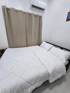 Teo and Nicko Budget Villa - 5