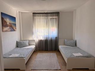 Ferienwohnung Landskrone - 7
