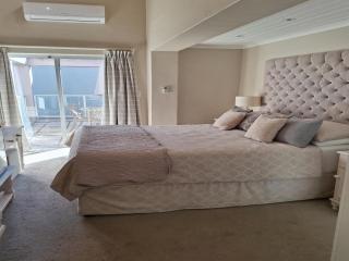 Russells on the Port Lodge - 6