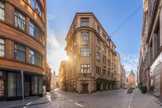 Historic 1914 Old Town Apartment with Bay Windows - Valnu Street - 7