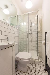 Contemporary Suite, Comfort-Relax and Unwind - 2