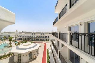 Stylish Stay in Arjan in New Building with Pool - 1