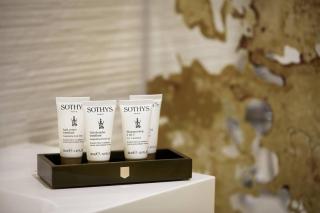 La Caserne Chanzy Hotel & Spa, Autograph Collection - 4