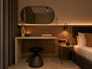 Exclusive Retreat off the Sea Front Promenade - 1