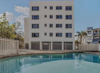 Coastal Comfort with Ocean Views from Shared Rooftop and Separate Pool - 7