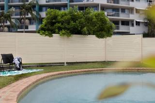 Coastal Comfort with Ocean Views from Shared Rooftop and Separate Pool - 3