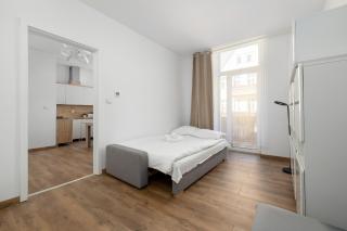 Śmiałego Homely Apartment by BookingHost - 2