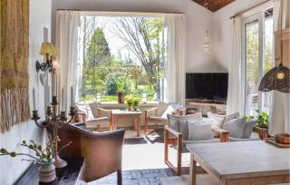 2 Bedroom Cozy Home In Dronningmølle - 6