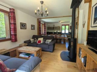 Chalet 3* à Arêches, 100m², 8 pers, 4 ch, Pied des Pistes, Cheminée, Terrasse, Wifi - FR-1-342-246 - 5