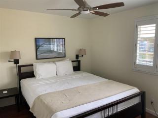 Unbeatable Ocean Front Condo Pono Kai Resort C302 - 5