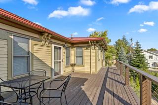 Douglas Retreat - 8