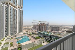 Modern 1BR in The Crest with pool and gym - 2