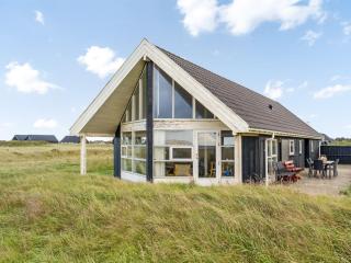 Holiday Home Tilje - 80m from the sea by Interhome - 2