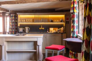 Castle Lodge - 9