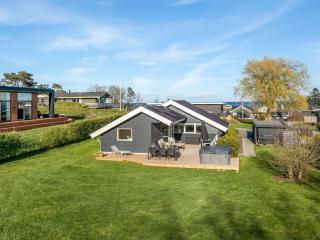 Holiday Home Joannes - 200m from the sea by Interhome - 0