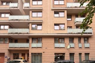 Prime Stay - Bright 2 Bedroom Family Apartment - 3