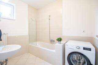 Prime Stay - Bright 2 Bedroom Family Apartment - 2