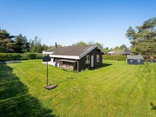 Holiday Home Lamberthus - 600m from the sea by Interhome - 9