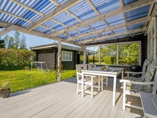 Holiday Home Lamberthus - 600m from the sea by Interhome - 6
