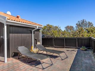 Holiday Home Loryleimis - 300m from the sea by Interhome - 5