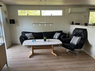Holiday Home Meline - 350m from the sea by Interhome - 5