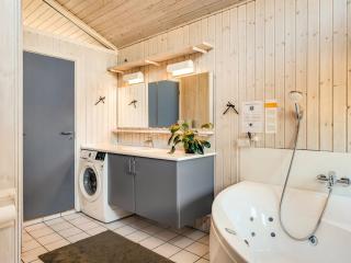 Holiday Home Eltje - 4km from the sea by Interhome - 5