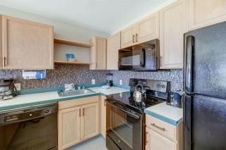 Stunning Ocean View Condo Pono Kai Resort G106 - 2