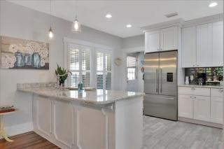 Rivercrest Bungalow Retreat - 2