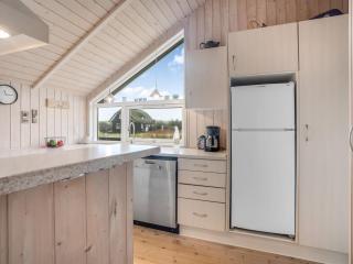 Holiday Home Bryngeir - 100m from the sea by Interhome - 2