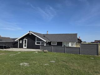 Holiday Home Bryngeir - 100m from the sea by Interhome - 8