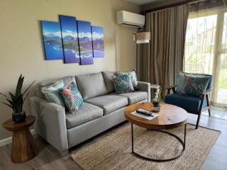 2 Bedroom OceanView Condo Pono Kai Resort E103 - 6