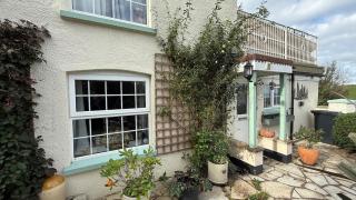 1 Bed Parking Sea View Pets Welcome & Huge Garden - 3