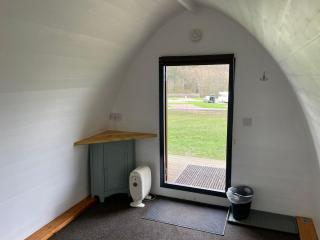 Bracelands - Cosy Pod 1 - 4