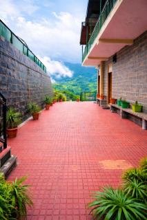 pristine mountain lodge - 3