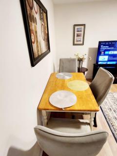 Serene Luxury Suite - 6