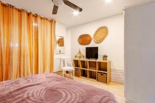 Apartamento abierto con patio - 9