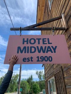 Hotel Midway - 4