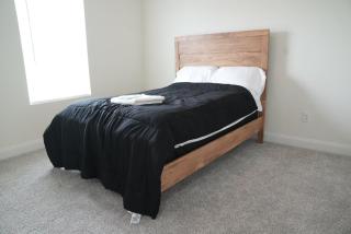 Urban 2BR Apartment Near Galleria & Downtown HTX - 3