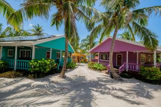 Ariel's Lair Whimsical Beachfront Casita - 3