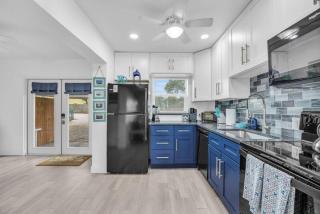 Riverfront Bungalow with Dock Access Near Eau Gallie Arts District and Beach - 2